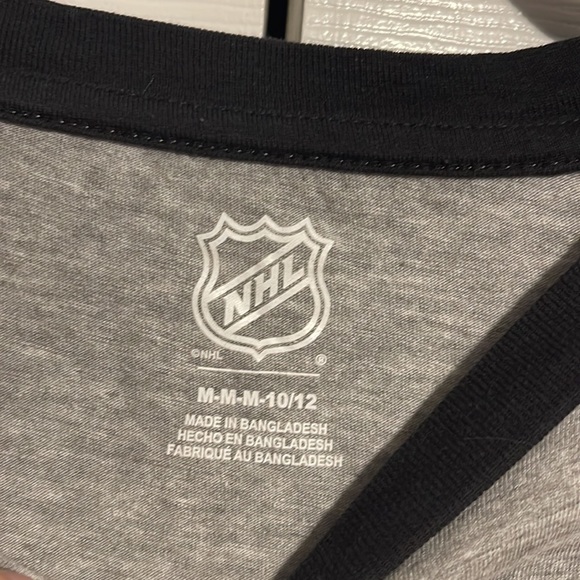 NHL Bruins Hockey long sleeve shirt size kids medium 10-12 NWOT - Picture 3 of 8